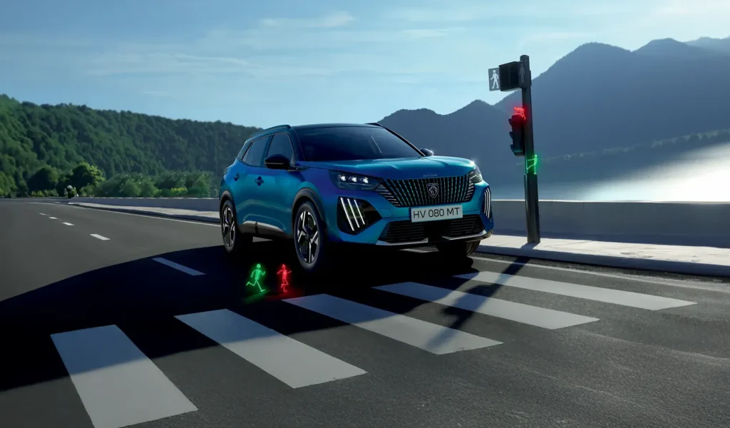 Peugeot e-2008 su strada